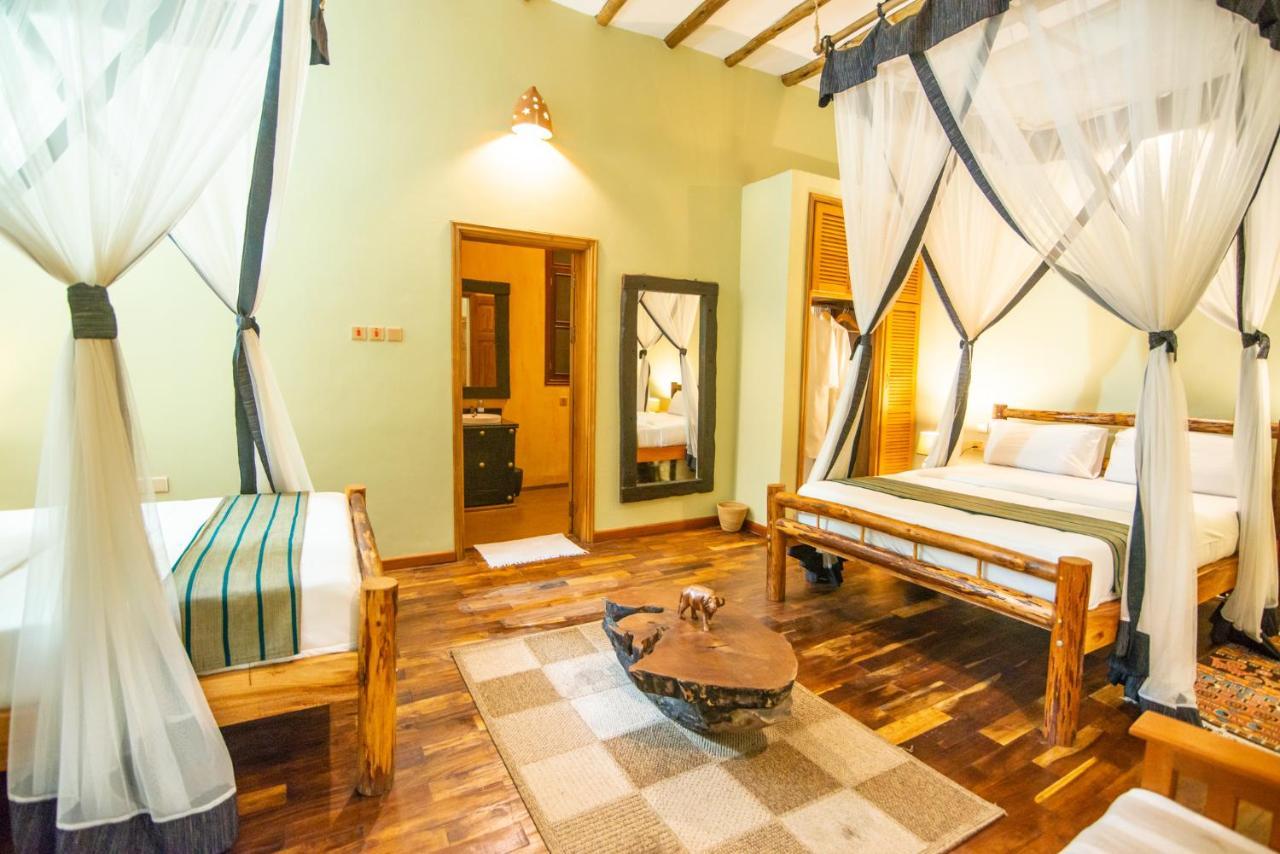 Buffalo Safari Lodge Katunguru Bagian luar foto