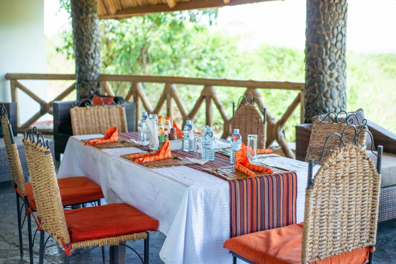 Buffalo Safari Lodge Katunguru Bagian luar foto