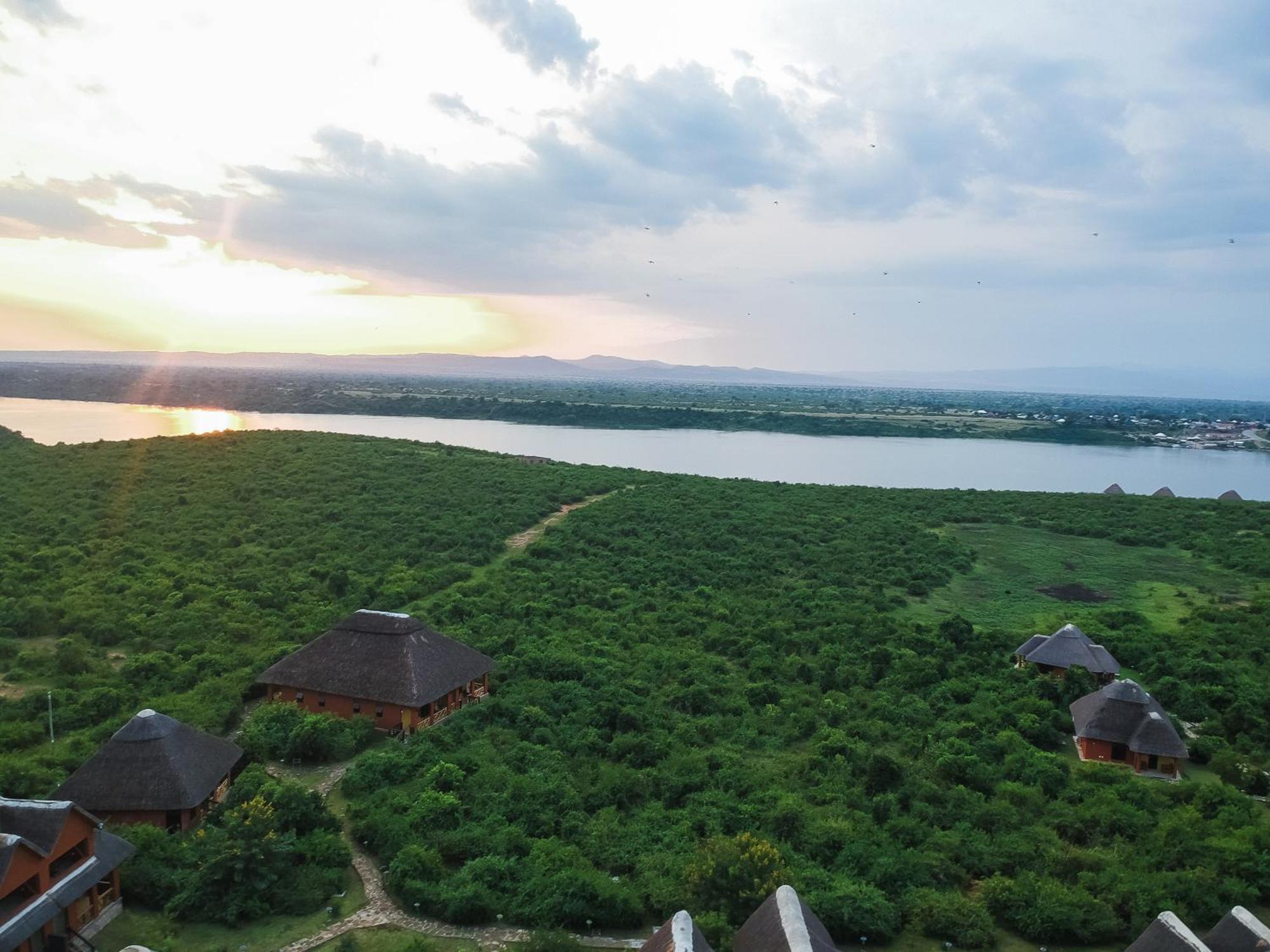 Buffalo Safari Lodge Katunguru Bagian luar foto