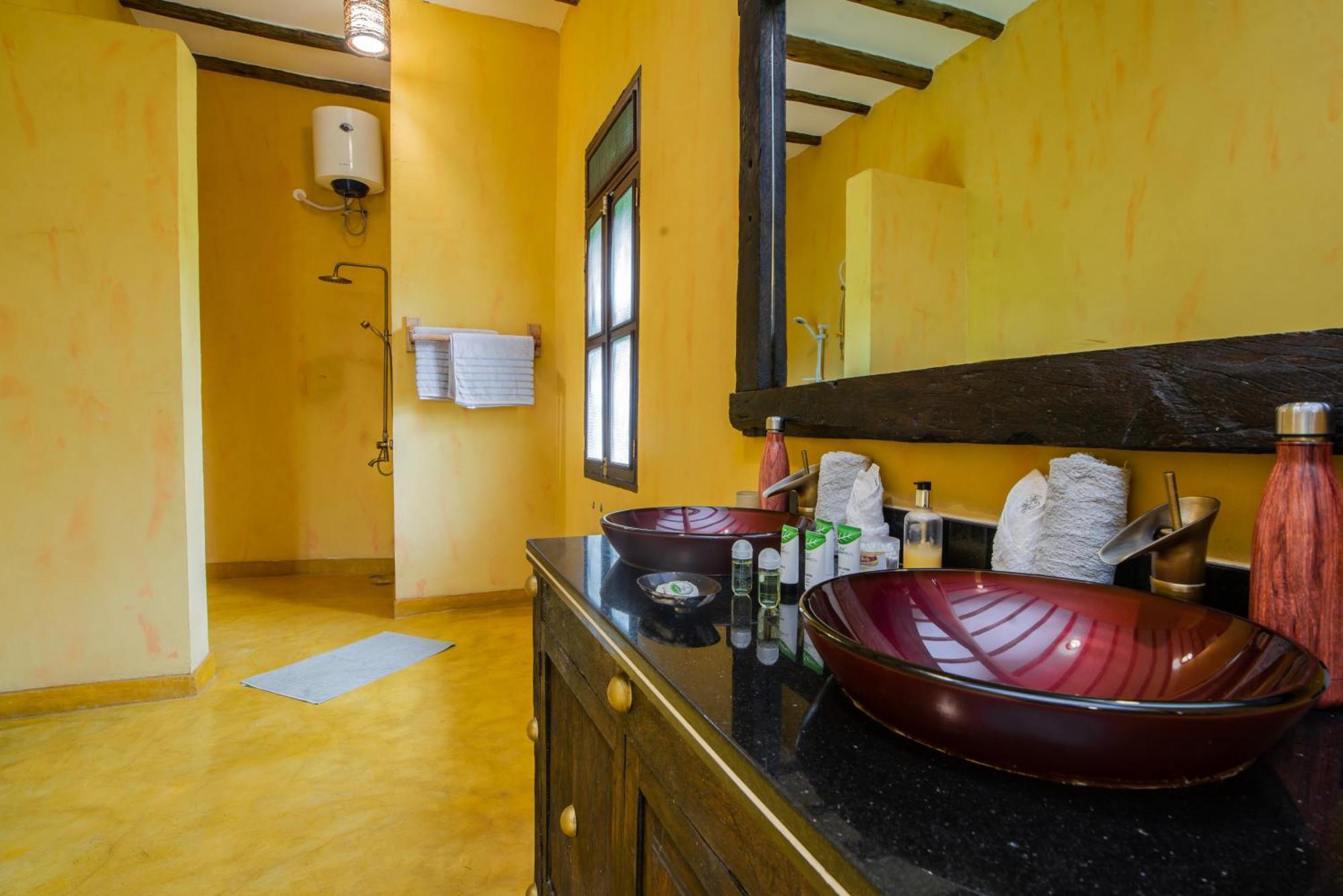 Buffalo Safari Lodge Katunguru Bagian luar foto
